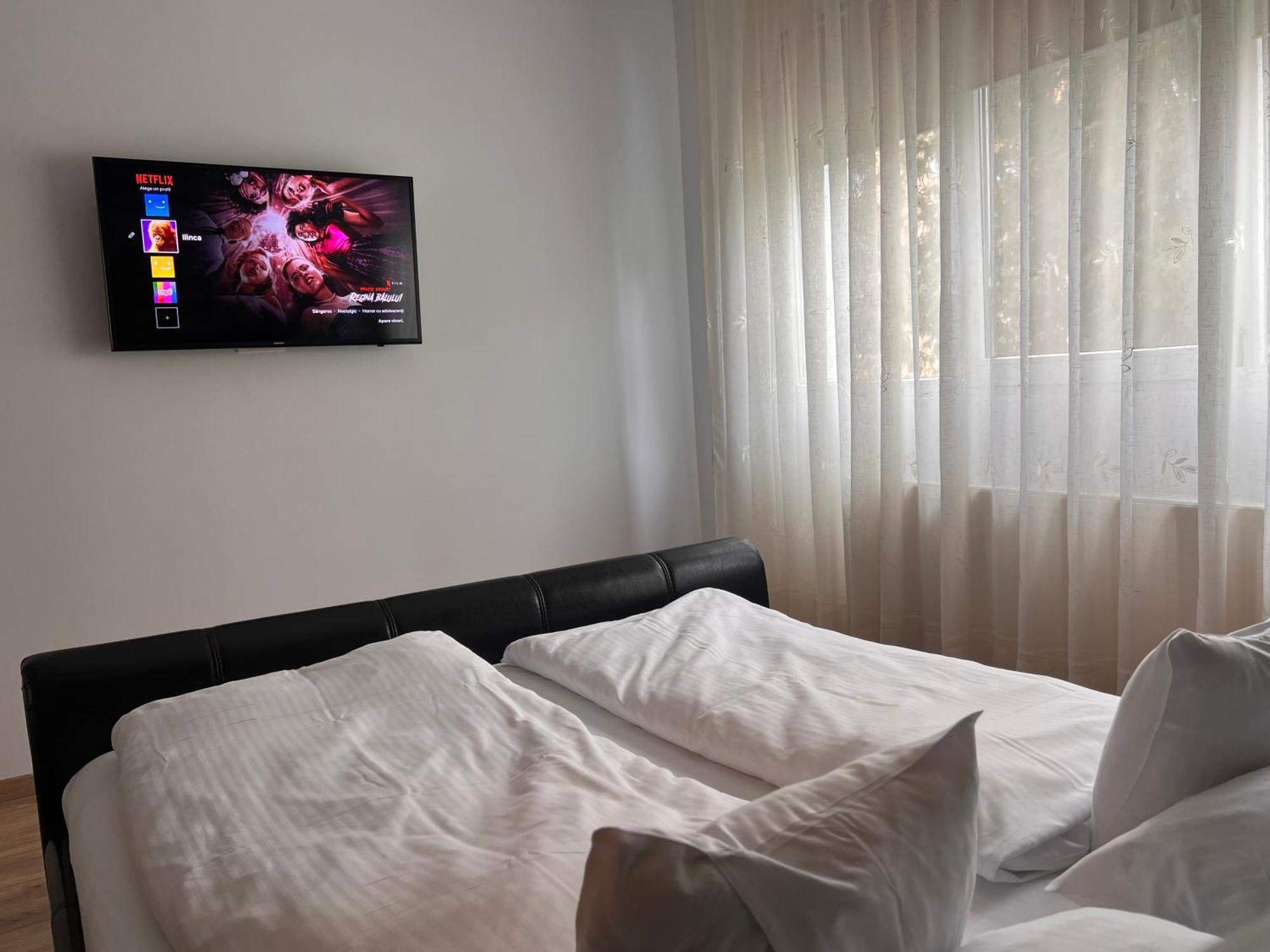 Xili'S Relax And Chill Apartment, Netflix, Peaceful Location In 브라쇼브 외부 사진
